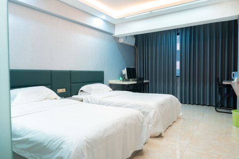 河津e网快捷酒店