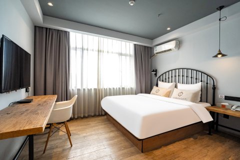 美瑞酒店(北流中央广场汽车总站店)