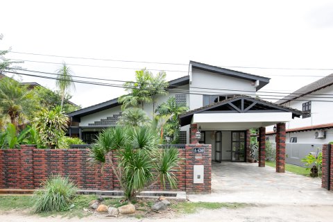 康托宅邸小屋(Kontor Mansion by le Lodge)