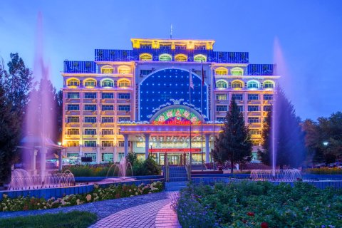 布尔津神湖大酒店