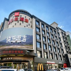 酒店头图