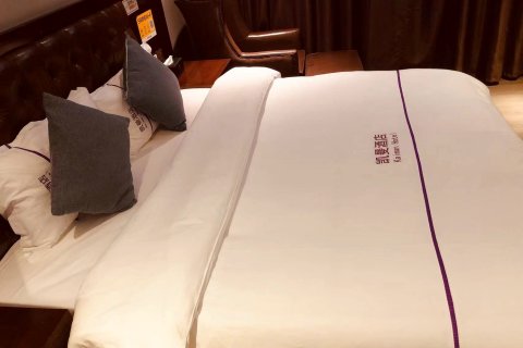 Q加·理塘凯曼酒店