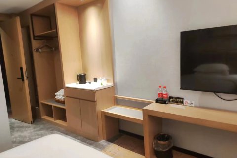 钟祥阳春大酒店