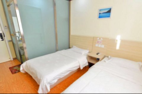 速8酒店(北京后海鼓楼地铁站店)