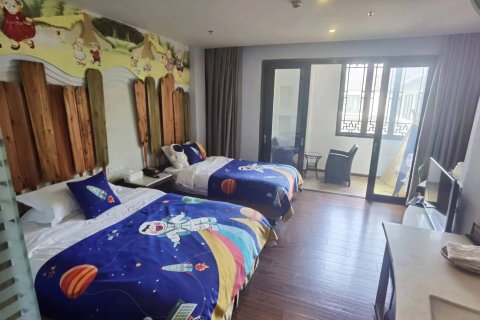 周庄拿铁玩石艺术客栈