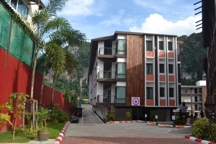 Laithai Resort
