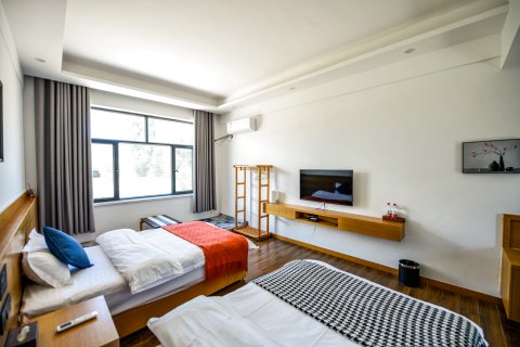 特克斯巢居民宿(八卦城店)