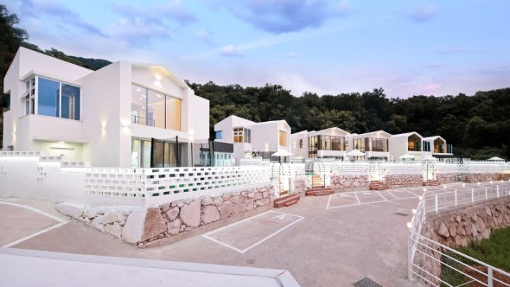 Gyeongju Kids Castle Pool Villa