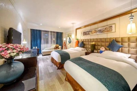 天筑假日酒店(阜阳市颍州城区师范学院店)