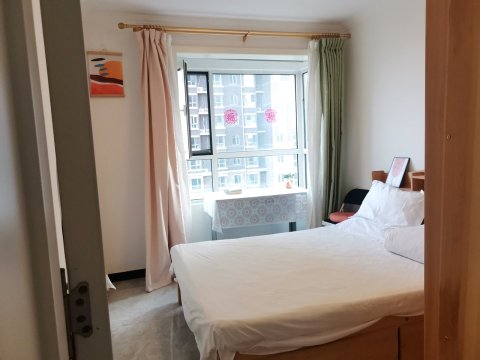 丑小鸭香汐花园公寓(平安大街1号分店)