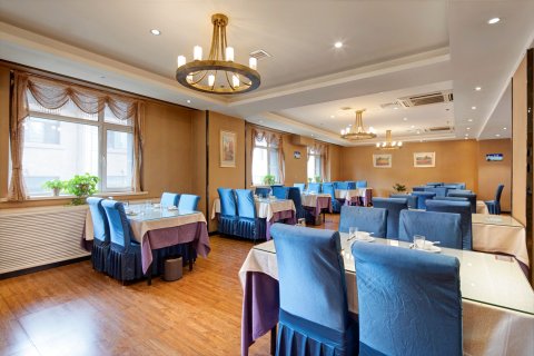 聚瑞大酒店(太原高铁南站武宿机场店)