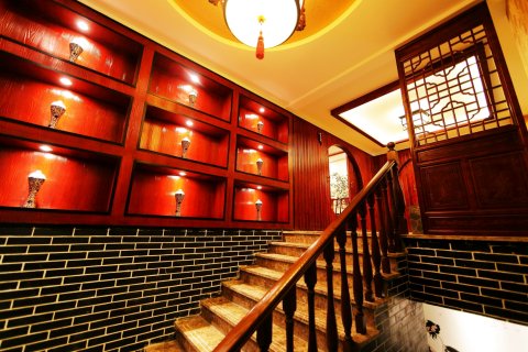 神农架自在居民宿(木鱼镇中国石化加油站店)