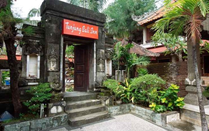 巴厘丹戎旅馆(Tunjung Bali Inn)