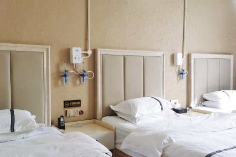 浪卡子馨湖富氧酒店