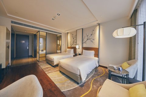 陆家嘴明城酒店(上海新国际博览中心店)