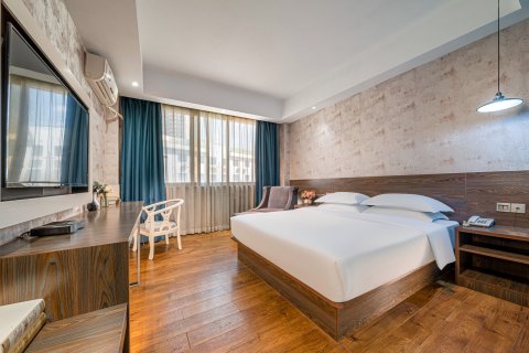 美凯时尚酒店(朝阳广场火车站店)