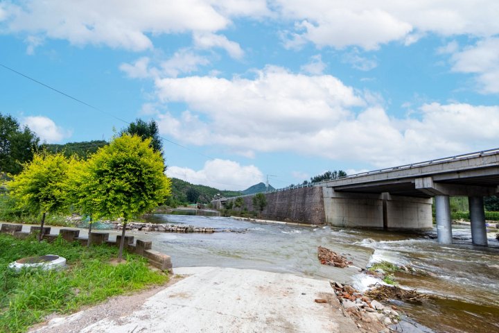 汤河古石沟门康大姐特色民宿(古石沟路分店)