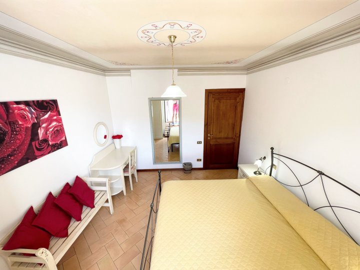 Spoleto Trendy - Central Apartment Surrounded by Shops