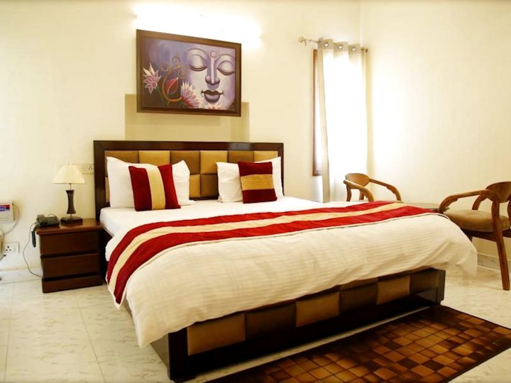 映枫客栈，尼蒂巴格，新德里，豪华客房7号(Maplewood Guest House, Neeti Bagh, New Delhiit is a Boutiqu Guest House - Room 7)
