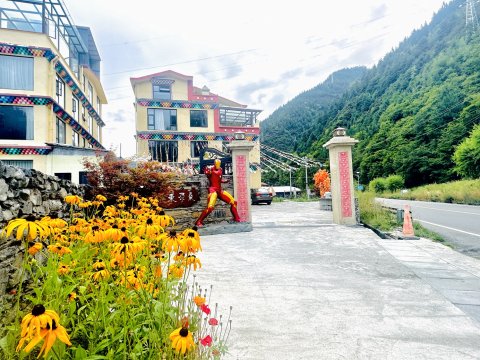 理县东尕桑民居屋