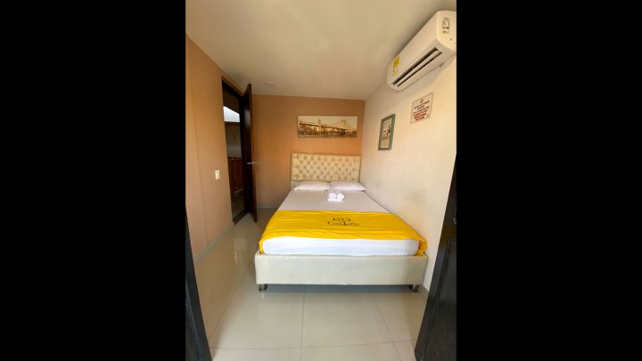 带早餐的盖特塞芬尼围城酒店房间 cl-9(Room in Guest Room - Cl-9 Double Room in Getsemani de Cartagena with Air Conditioning and Wifi)