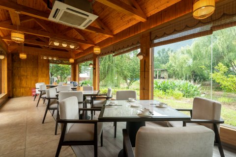 大阳山林泉里民宿(国家森林公园植物园景区店)