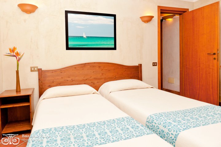 Fantastico Baia de Bahas Residence Sea View 2 Bedroom Sleeps 6