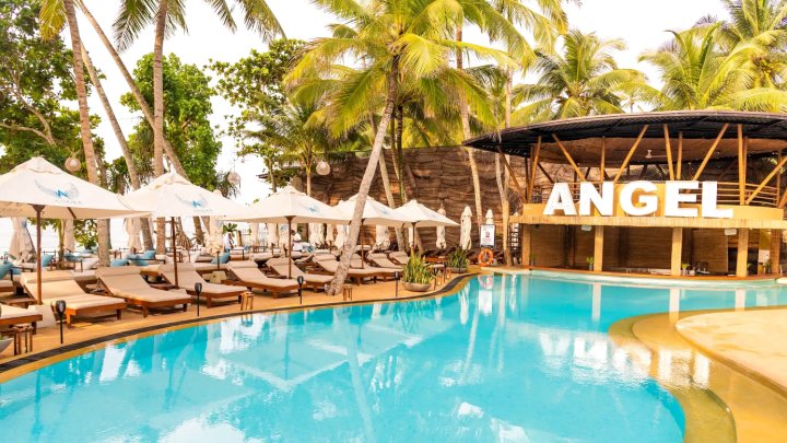Small Luxury Hotels of The World - Angel Beach Resort