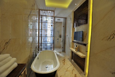 水域极致酒店(驻马店高铁站店)