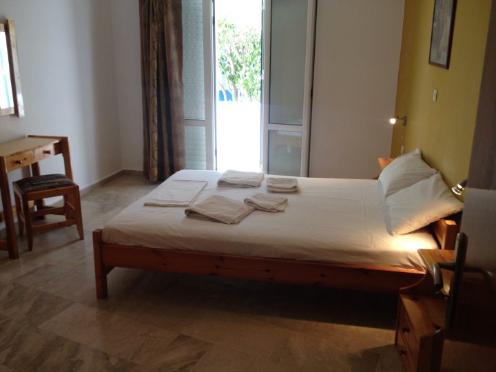 Lovely 1 Bedroom Apartm with Free Parking Sea View