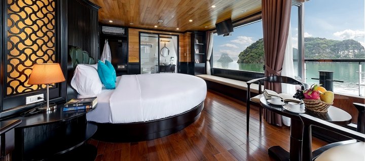 下龙宁静游轮(Halong Serenity Cruises)