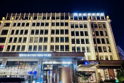 水域极致酒店(驻马店高铁站店)