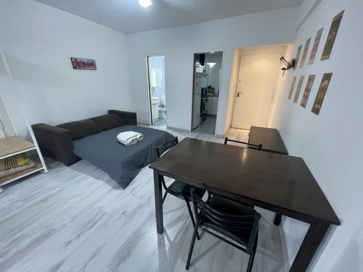 康格雷索最佳区域的美丽公寓("beautiful Apartment in the Best Area of Congreso.")