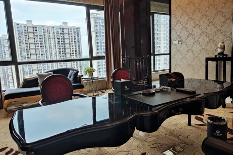 高州乐天温泉酒店