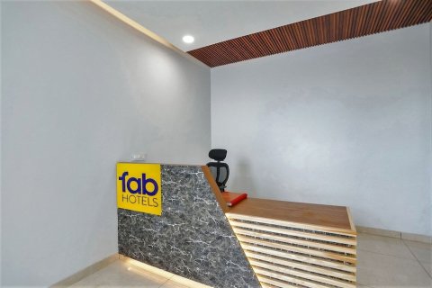 Fabhotel F9 Noida Sector 116