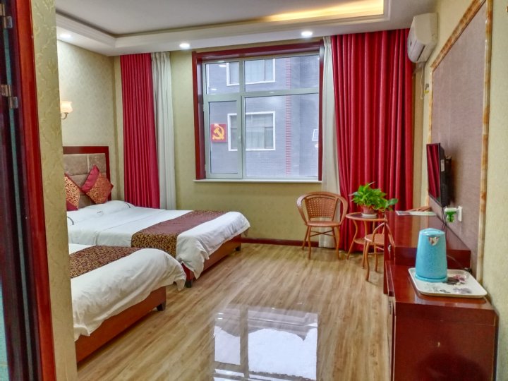 珍味阁民宿(丹霞公路分店)