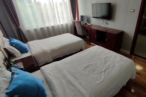 冠县阳光假日酒店