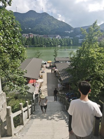 九宫山公寓途途(云中湖路分店)
