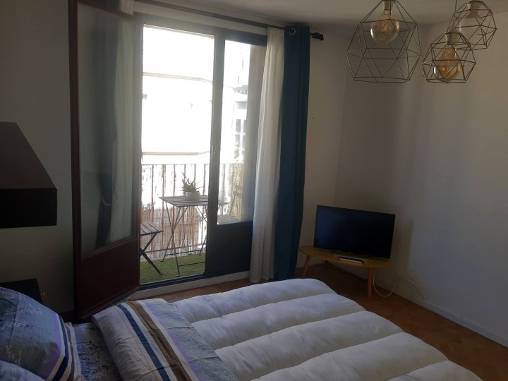 Room in the 2nd arrondissement