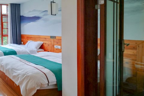 慈利峡谷湾·全景客栈