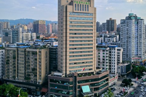 达州华夏康年大酒店