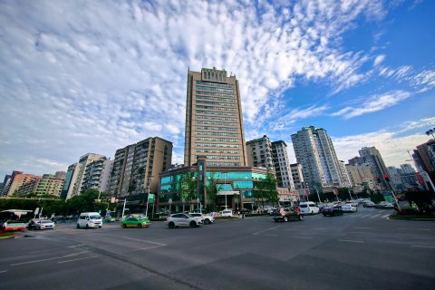 达州华夏康年大酒店