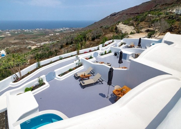 Sun Angelos Oia - Luxury Cave Suites