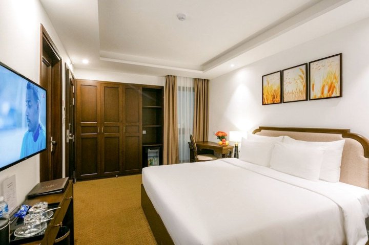 Hanoi Marigold Hotel