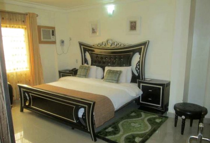 Ayalla Hotel Suites-Yenogoa Royal Room