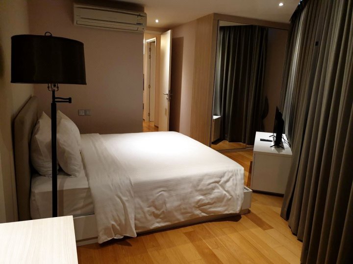 Condo H Sukhumvit 43