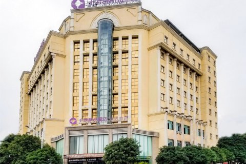 千景精品酒店(玉林大润发云天宫店)