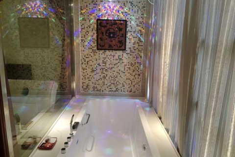 房县天悦温泉酒店