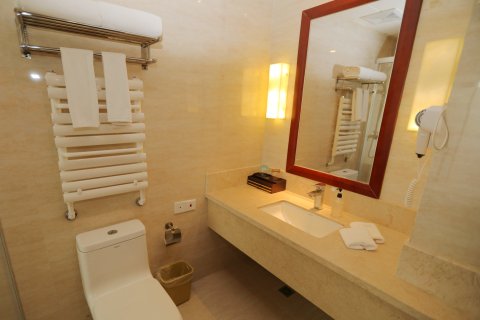 万动玺悦酒店(兰州新区中川机场店)