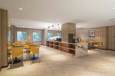 白玉兰酒店(海阳人民医院金海螺广场店)